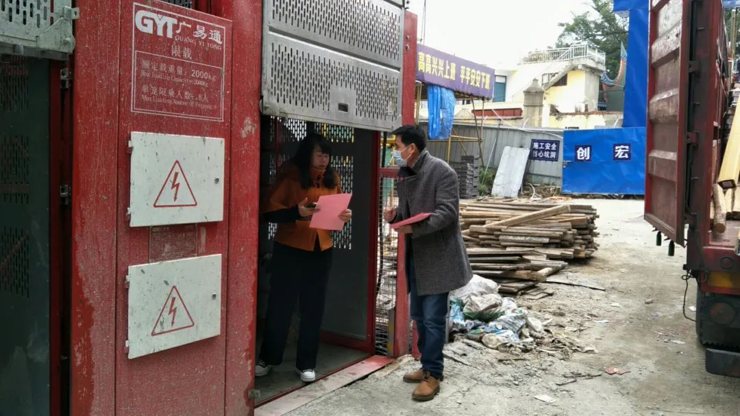 众志成城我们全力以赴,众志成城万众一心全力以赴