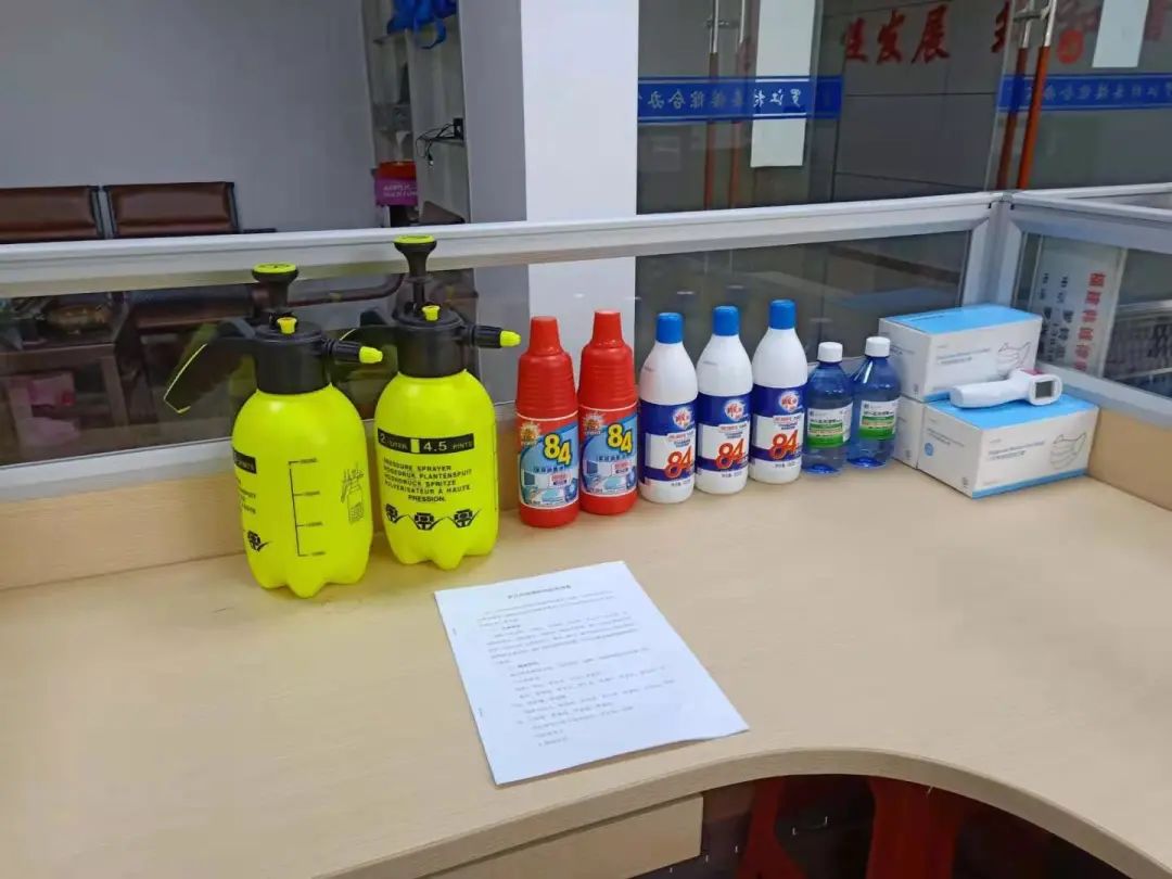 众志成城我们全力以赴,众志成城万众一心全力以赴