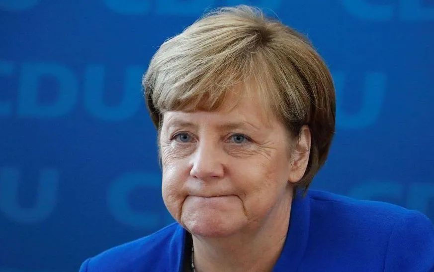 特朗普何时增加5000亿关税,特朗普采取了几次惩罚性关税