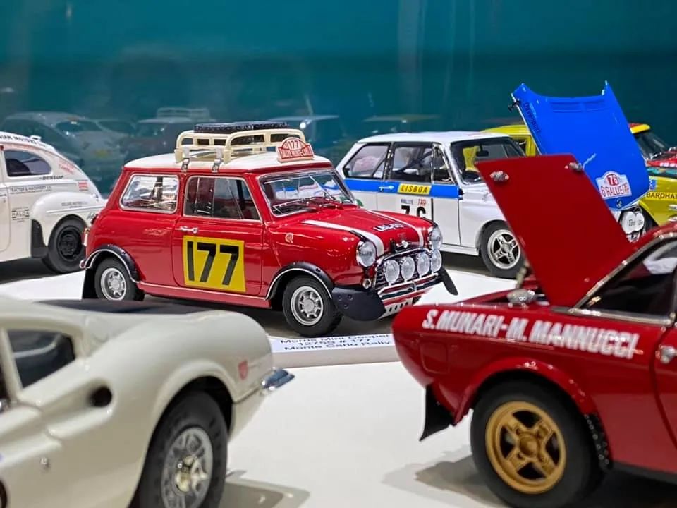 顶级1:18限量版车模,全球第一汽车收藏家