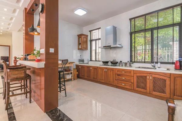 魔都上海打卡民宿,这家凤凰古城的网红民宿