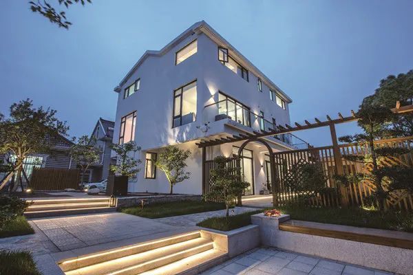 魔都上海打卡民宿,这家凤凰古城的网红民宿