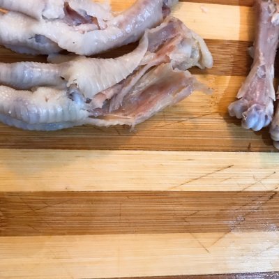 年夜饭柠檬泡鸡爪家庭做法,年夜饭开胃凉拌菜爽口无骨鸡爪