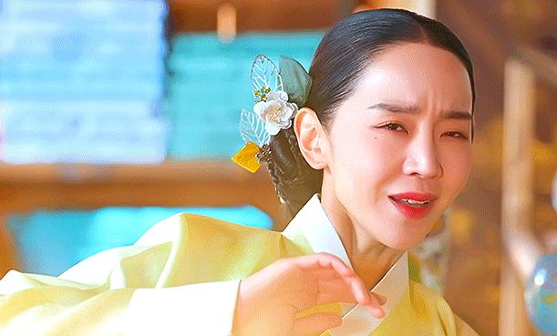 韩版《太子妃升职记》,靠表情包出圈的憨憨女主爱了