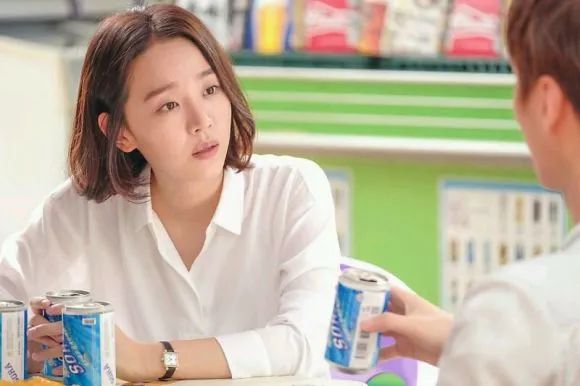 韩版《太子妃升职记》,靠表情包出圈的憨憨女主爱了