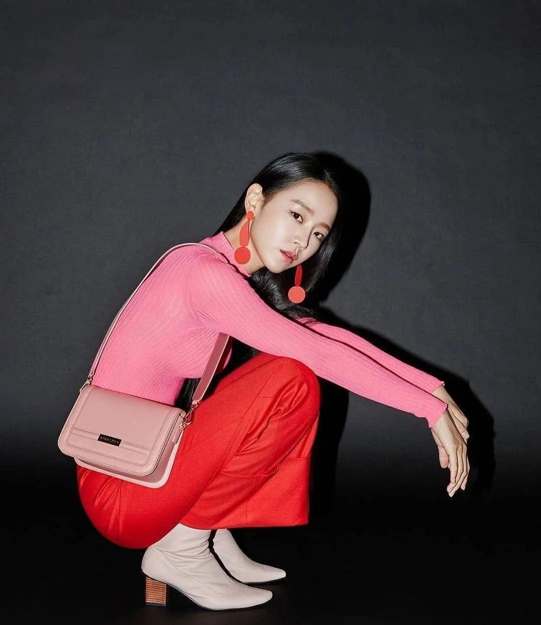 韩版《太子妃升职记》,靠表情包出圈的憨憨女主爱了