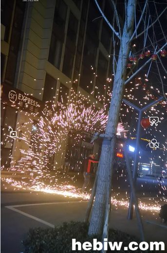 网红烟花玻璃棉,网红钢丝棉烟花比你想象中更危险