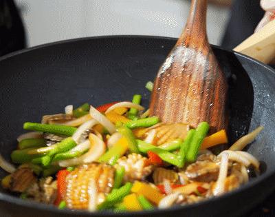 五色藜麦烧鲍鱼,海鲜小炒皇正宗装盘