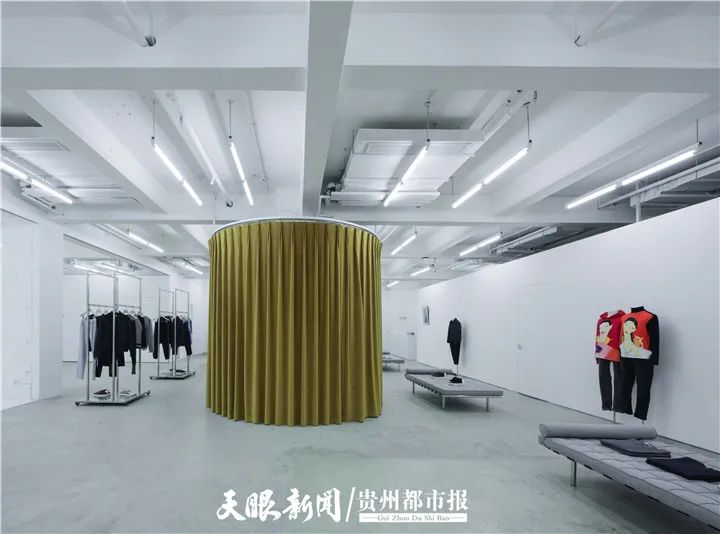 揭秘女性不为人知的工作,职业买手揭秘