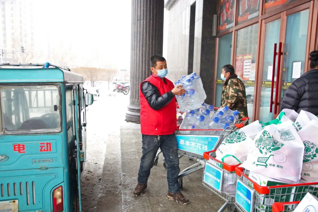 「关注」范家屯镇物资供应充足，居民情绪稳定，附范家屯镇第一批开放超市名单及二维码