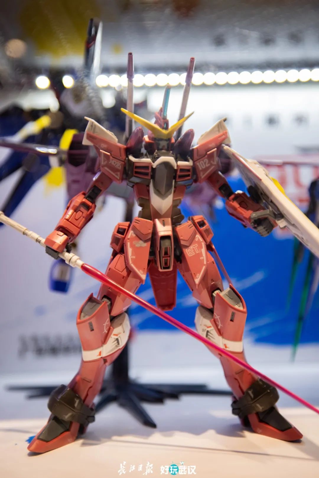 汉街最大玩具店,逛超大玩具店