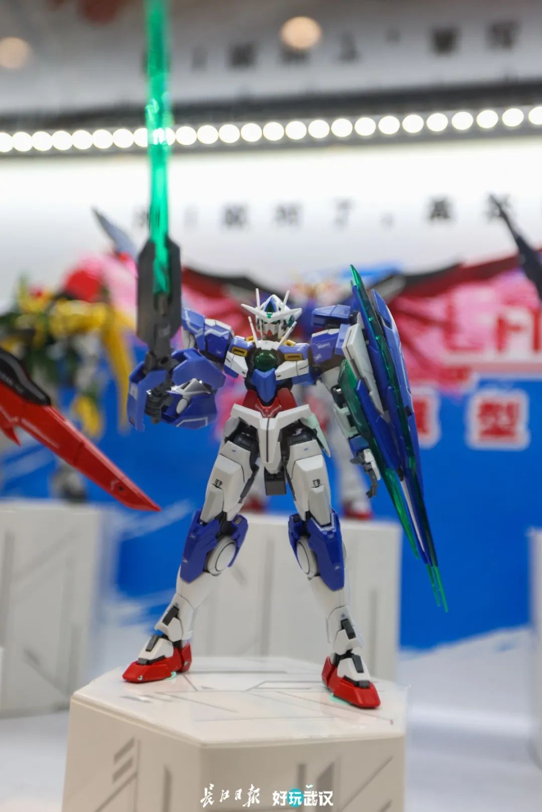 汉街最大玩具店,逛超大玩具店