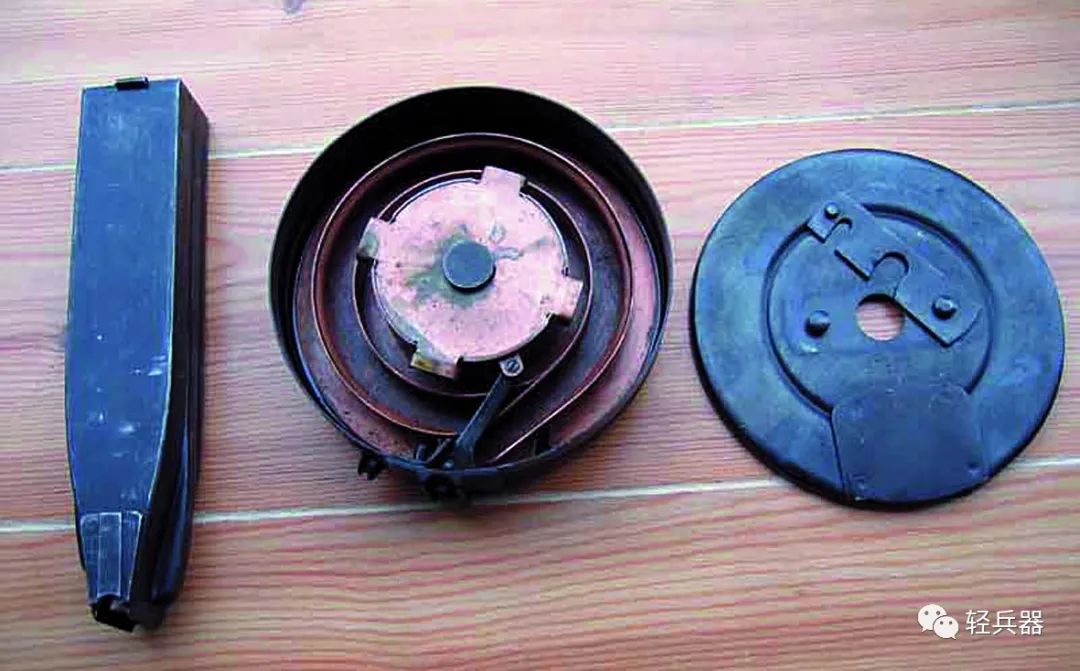 美军越战装备的冲锋枪,越战中用的是什么冲锋枪