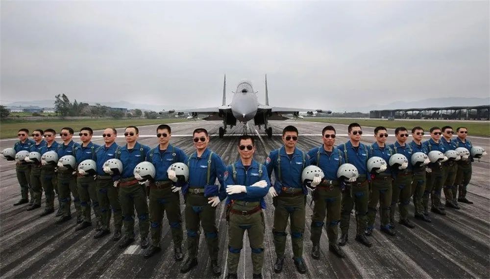 70年代部队生活视频,中俄边境部队真实生活