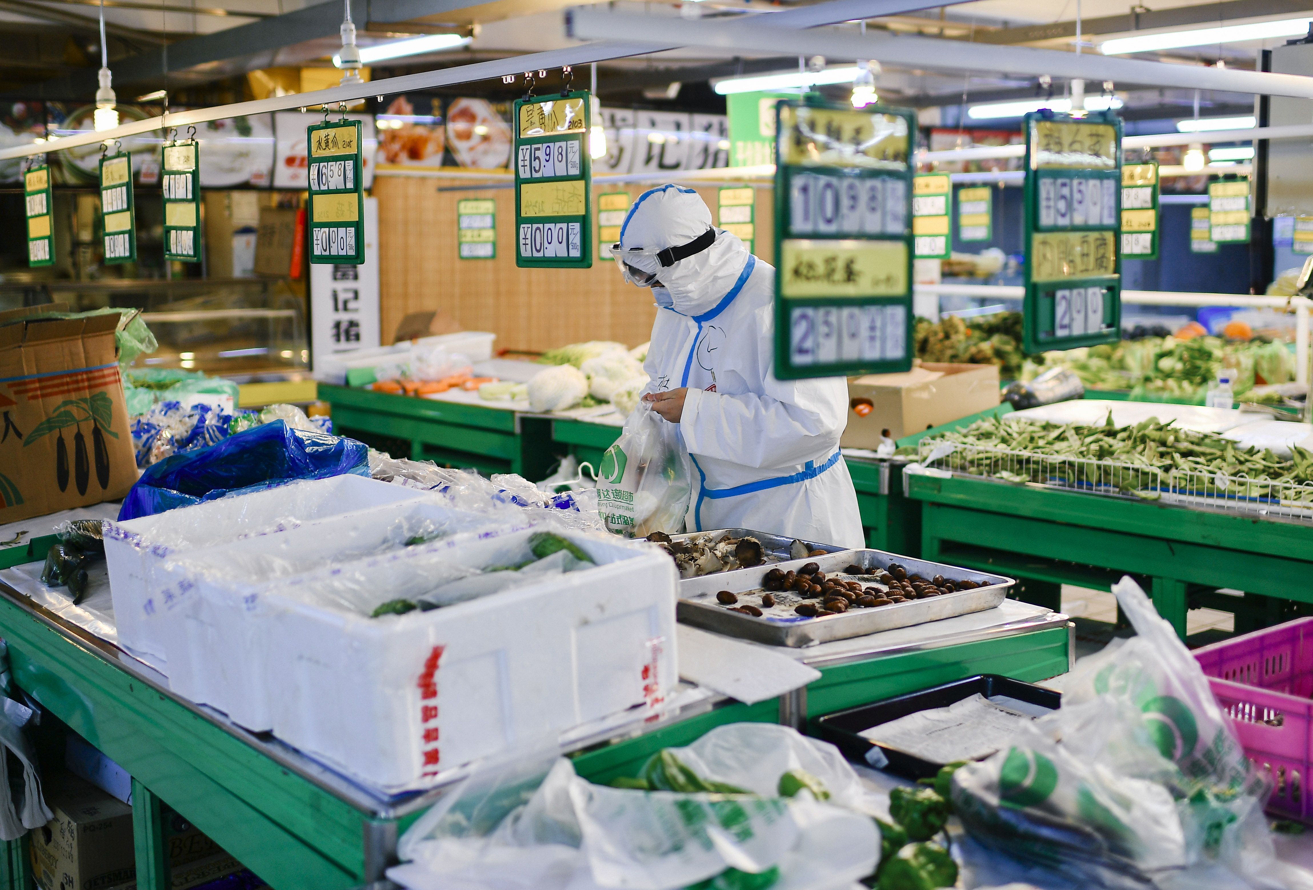 吉林通化志愿者杜思成:我是你的“腿”,代你购物、为你跑腿