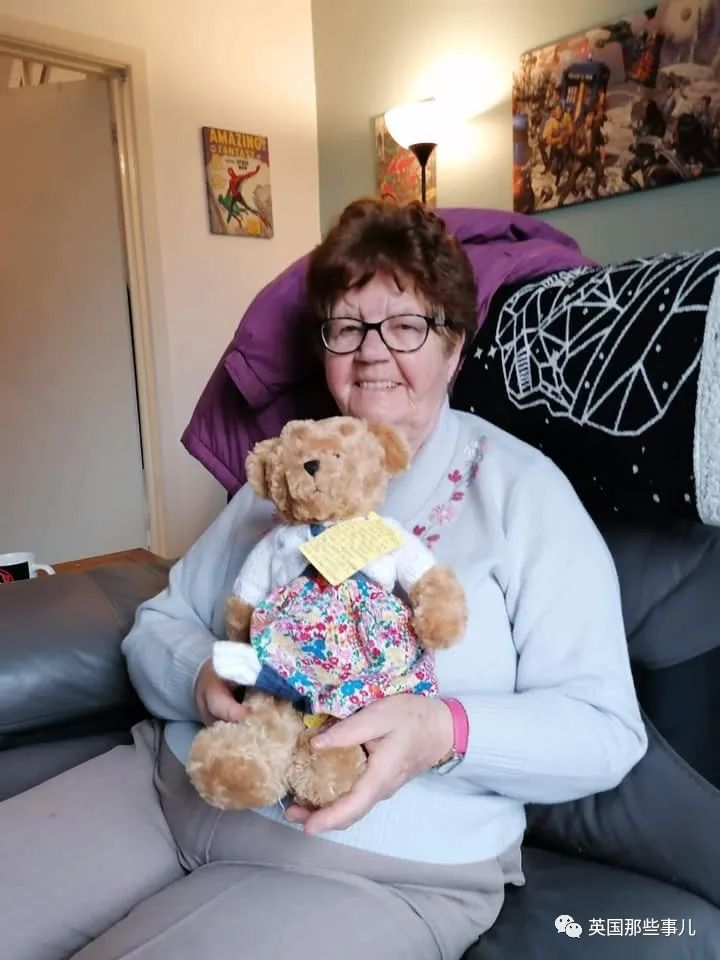 她治好12500只泰迪熊,用毛绒绒治愈自己和无数人…