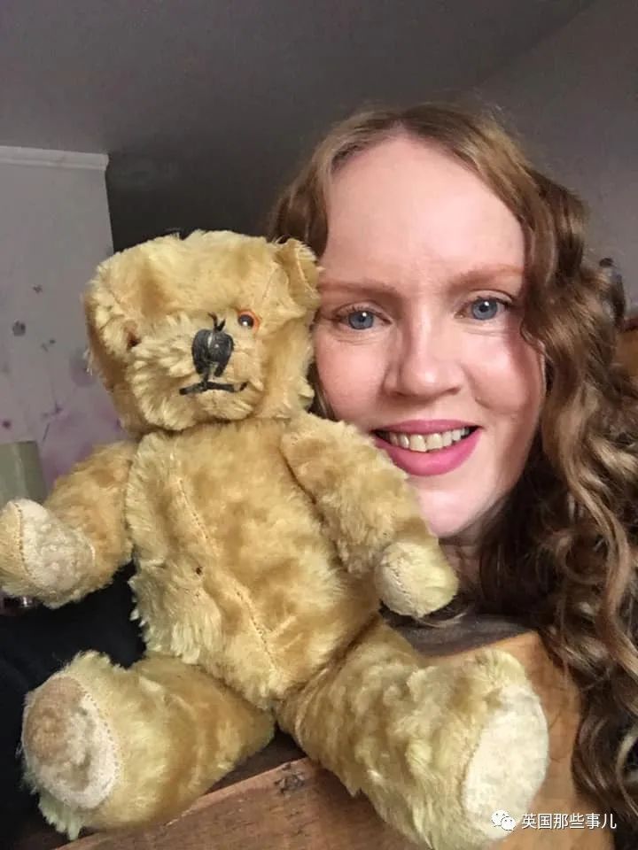 她治好12500只泰迪熊,用毛绒绒治愈自己和无数人…