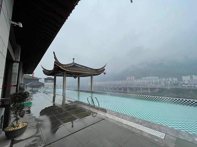 经济实惠温泉小镇,最经济实惠的旅游城市排行