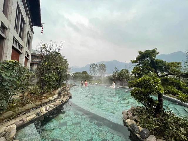 经济实惠温泉小镇,最经济实惠的旅游城市排行