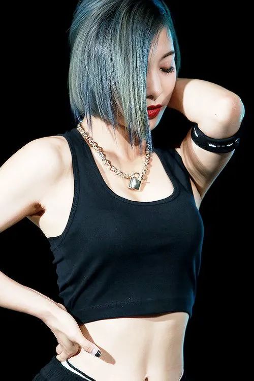 啊啊啊啊啊好胖啊!!我要减肥