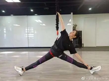 啊啊啊啊啊好胖啊!!我要减肥