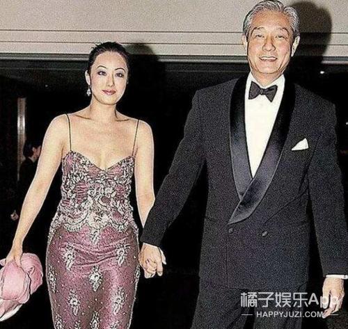 钟镇涛前妻章小蕙现状,钟镇涛前妻章小蕙败光家产视频