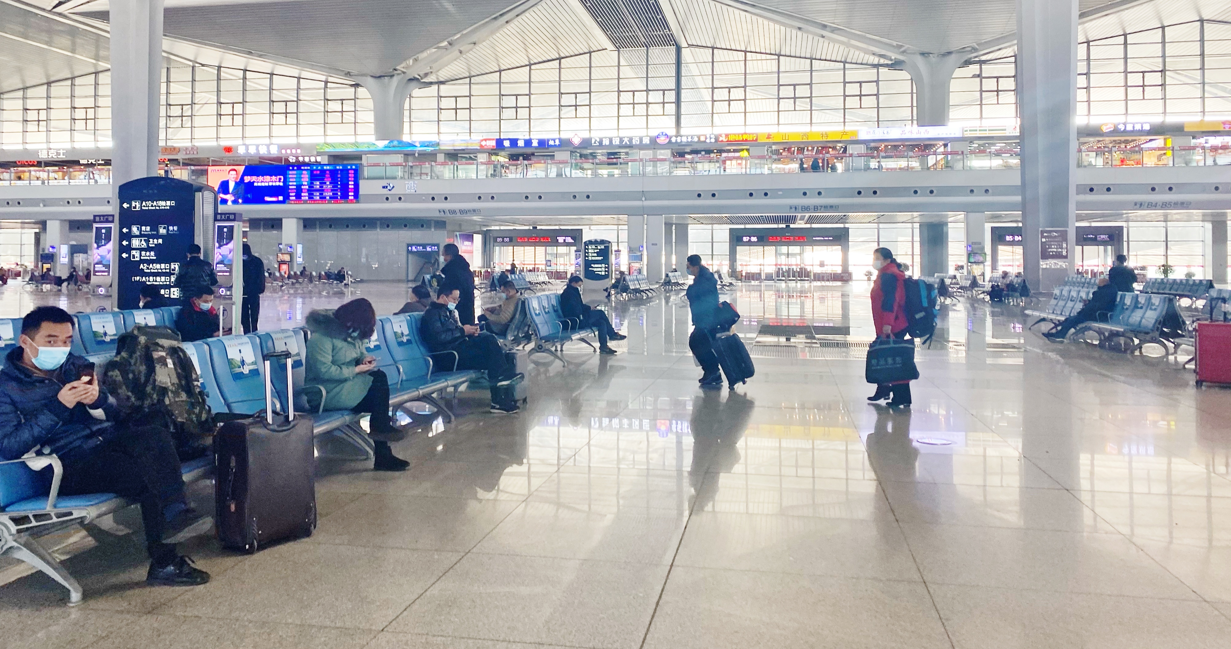 2021春运火车站疫情防控,太原南内环防疫围挡