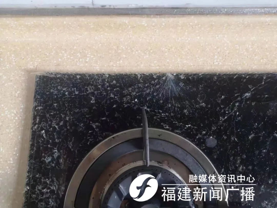 欧派燃气灶玻璃炸裂还可以维修吗,欧派燃气灶玻璃面板炸裂怎么处理