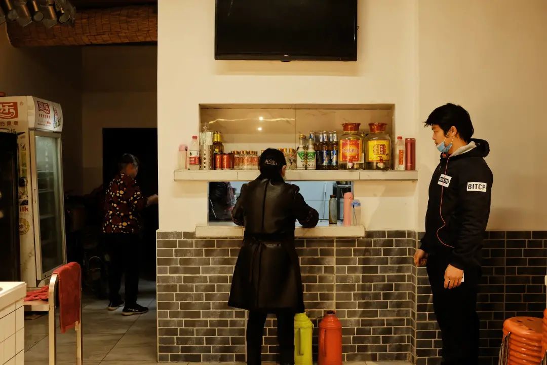 满地都是30年老店，温江真是太吓人了