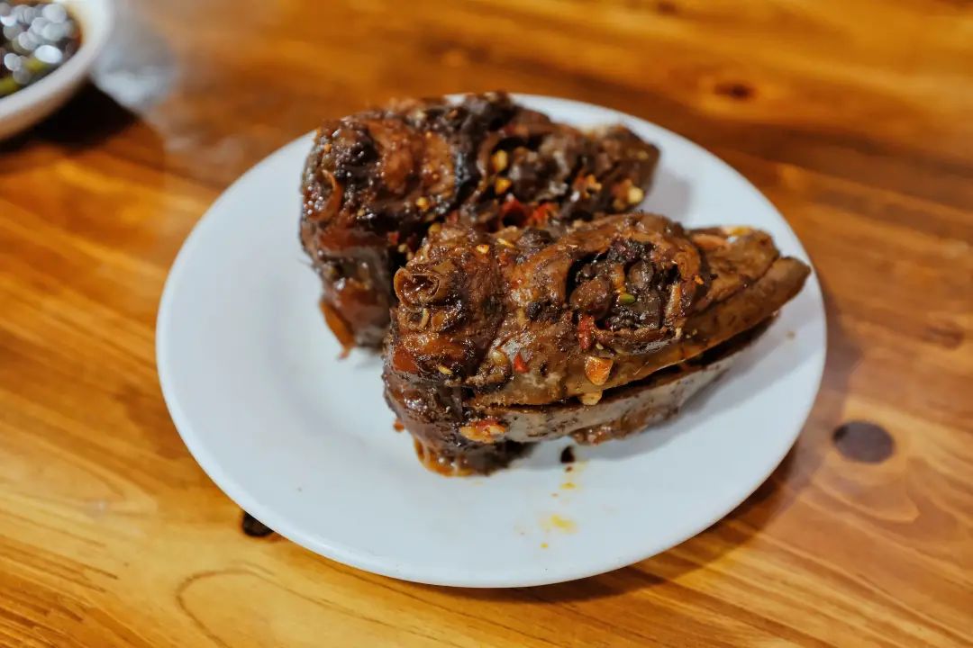 满地都是30年老店，温江真是太吓人了