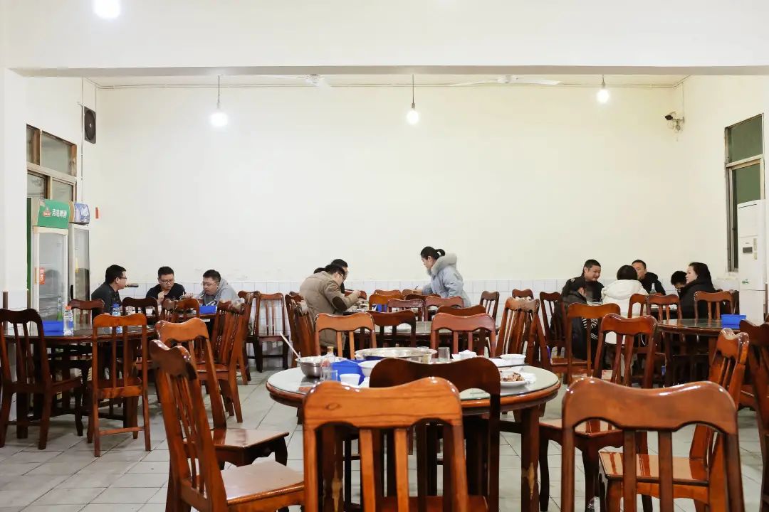 满地都是30年老店，温江真是太吓人了