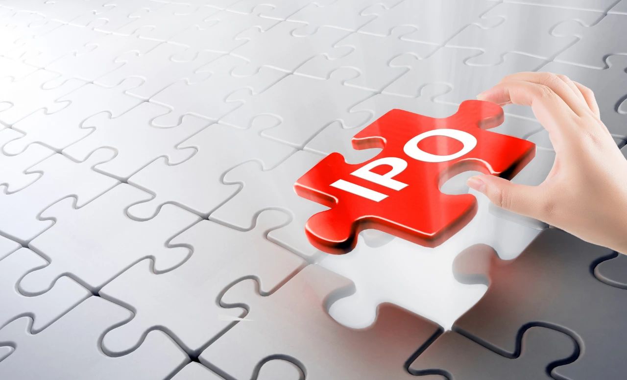 联易融成长性,联易融为啥亏损上百亿