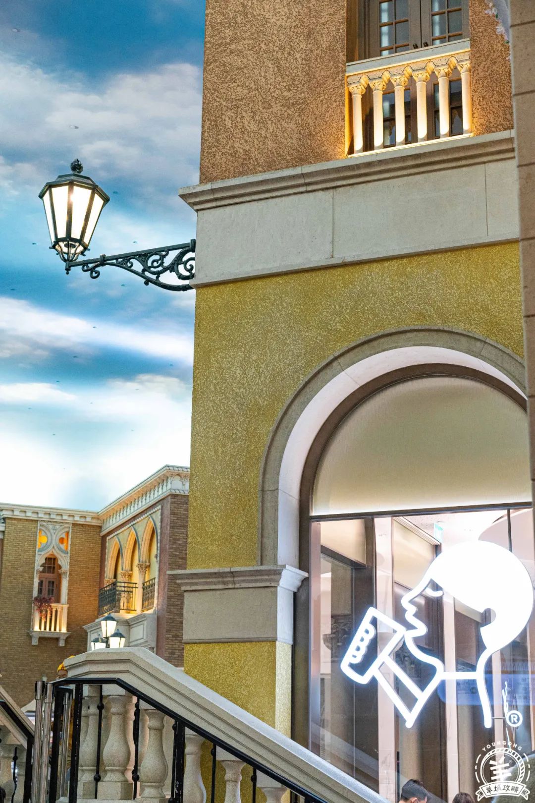 等了好久的喜茶终于营业了,澳门首家喜茶门店