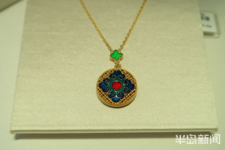 从爱花钱到不爱花钱,黄金珠宝市场洞察