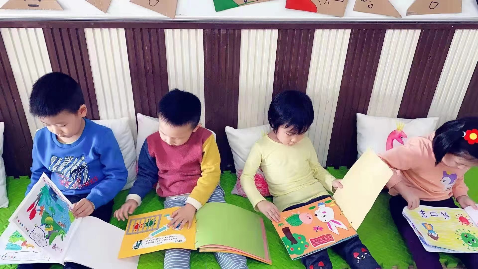 阅读伴我成长自制绘本,利用绘本激发幼儿阅读兴趣的方法