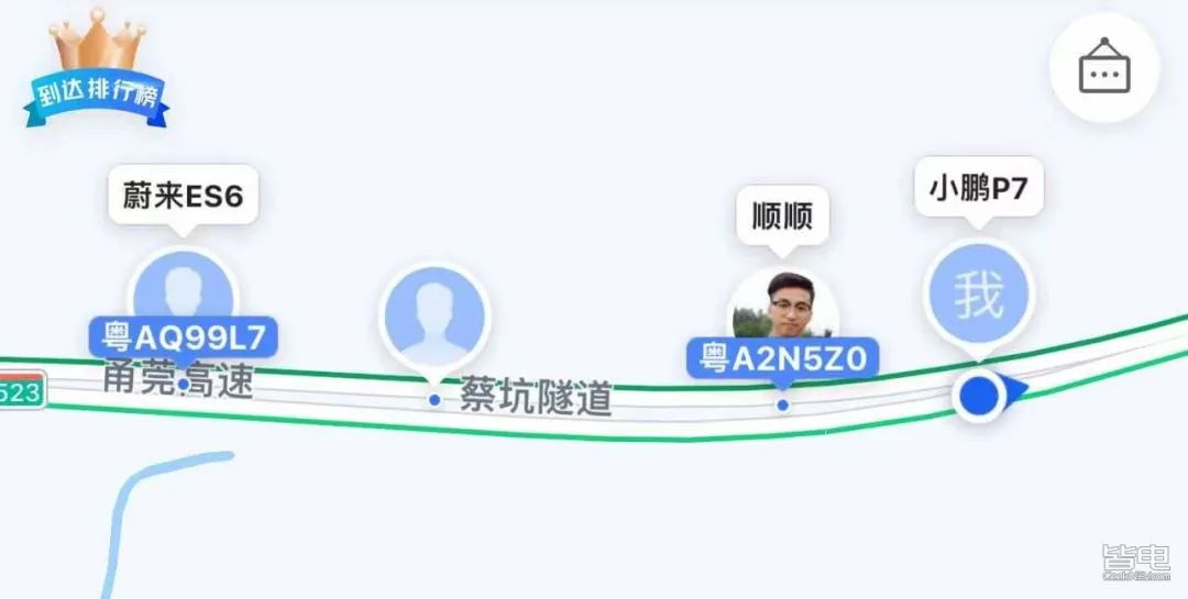 特斯拉小鹏蔚来激烈驾驶评测,作死挑战骑电动车