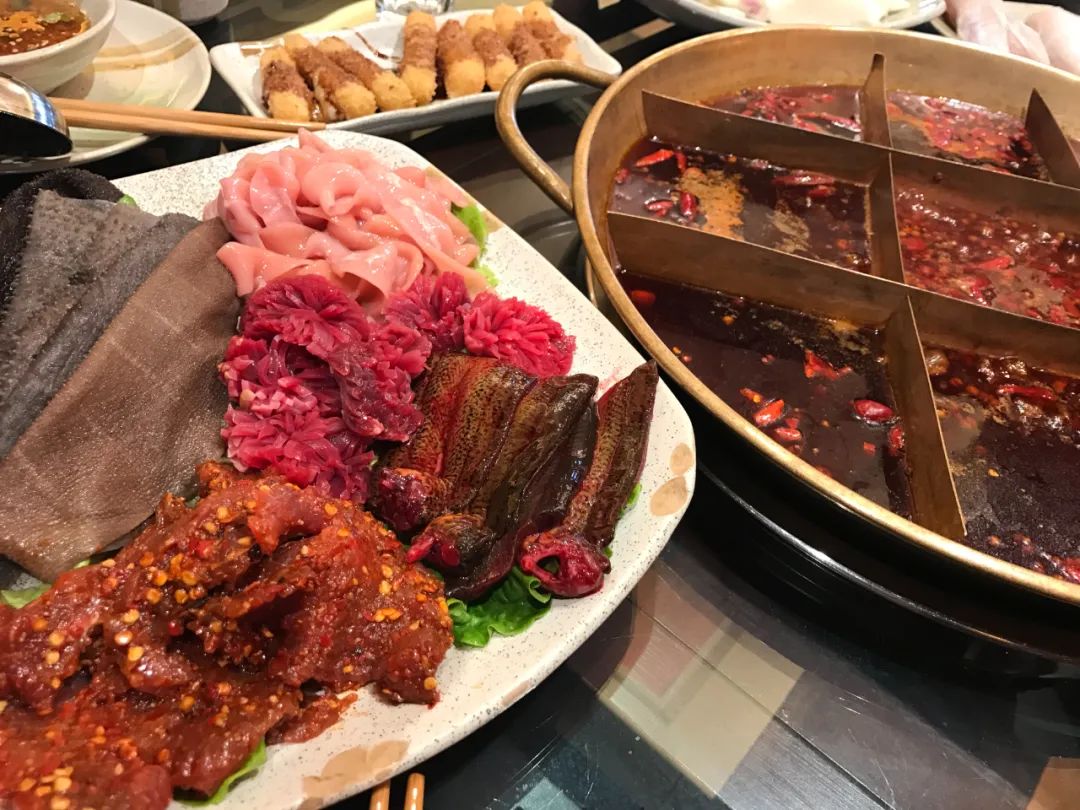 重庆火锅的麻辣什么感觉,重庆火锅算不算川菜