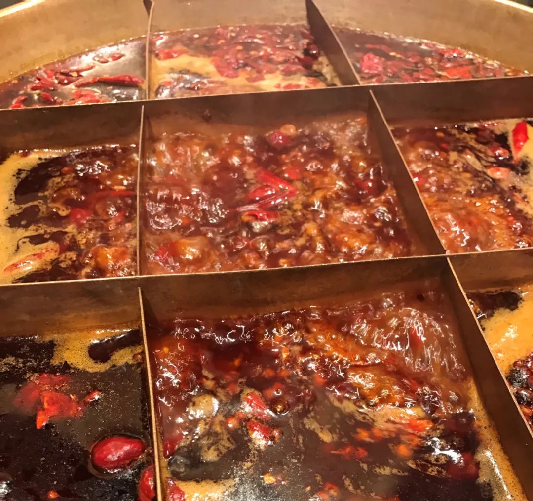 重庆火锅的麻辣什么感觉,重庆火锅算不算川菜