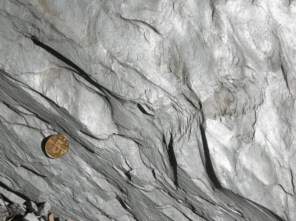 变质岩的地貌景观,美姑变质岩