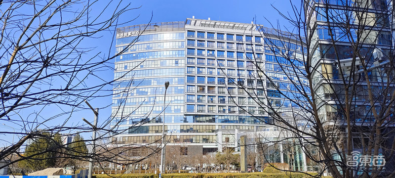 iQOO7深度体验：骁龙888尚有“余力”，120W快充颠覆习惯