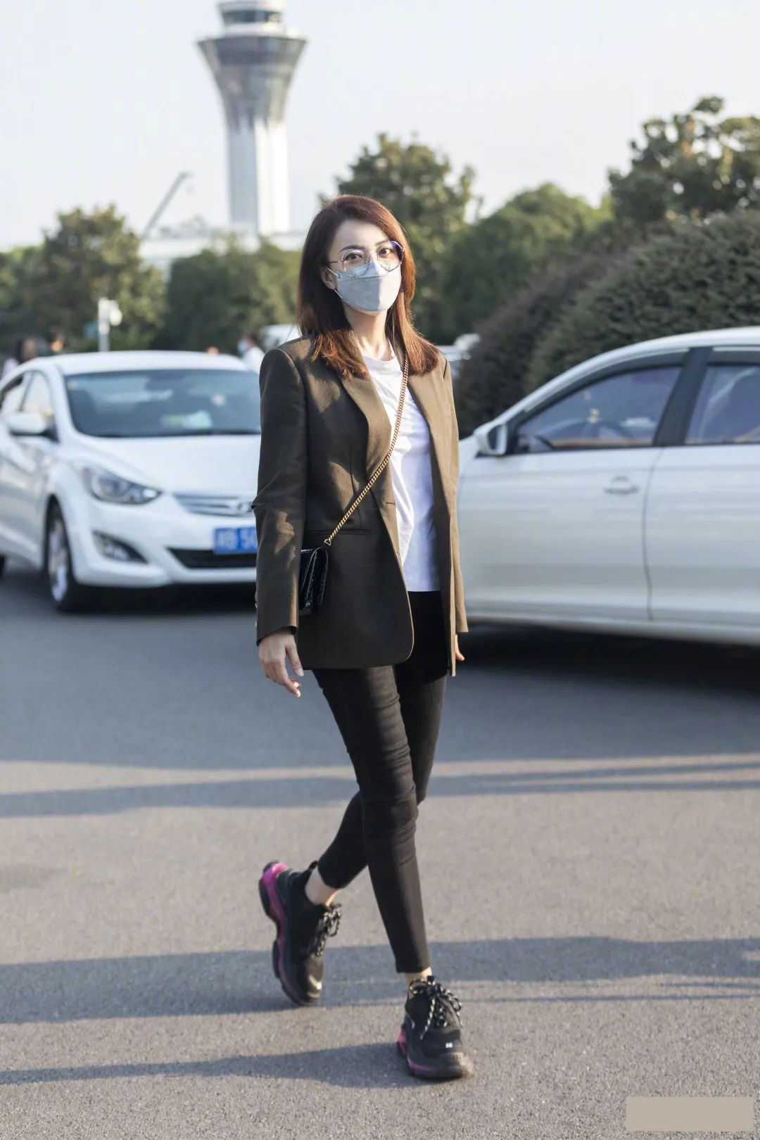 杜华霍汶希什么关系,霍汶希和杜华谁有地位