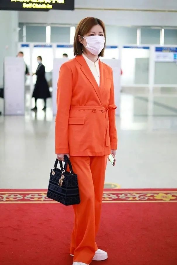 杜华霍汶希什么关系,霍汶希和杜华谁有地位