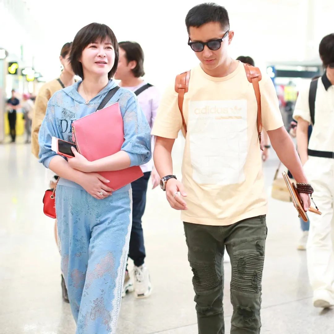 杜华霍汶希什么关系,霍汶希和杜华谁有地位