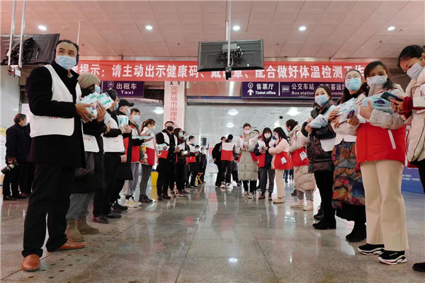 爱心捐赠情暖医护,爱心捐赠情暖防疫