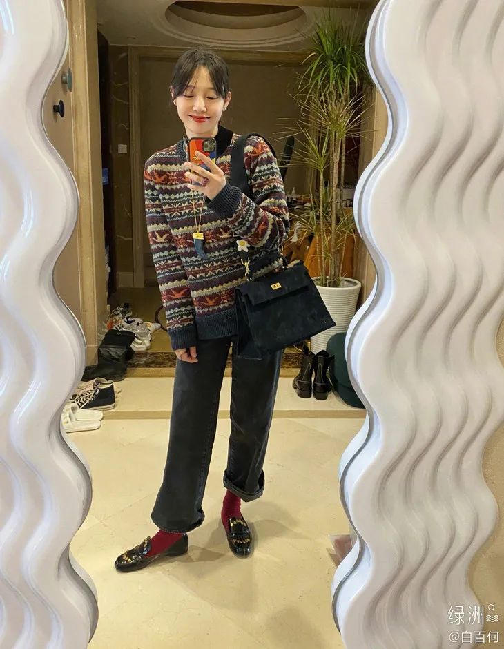 白百何坎肩卫衣,白百何ootd穿搭