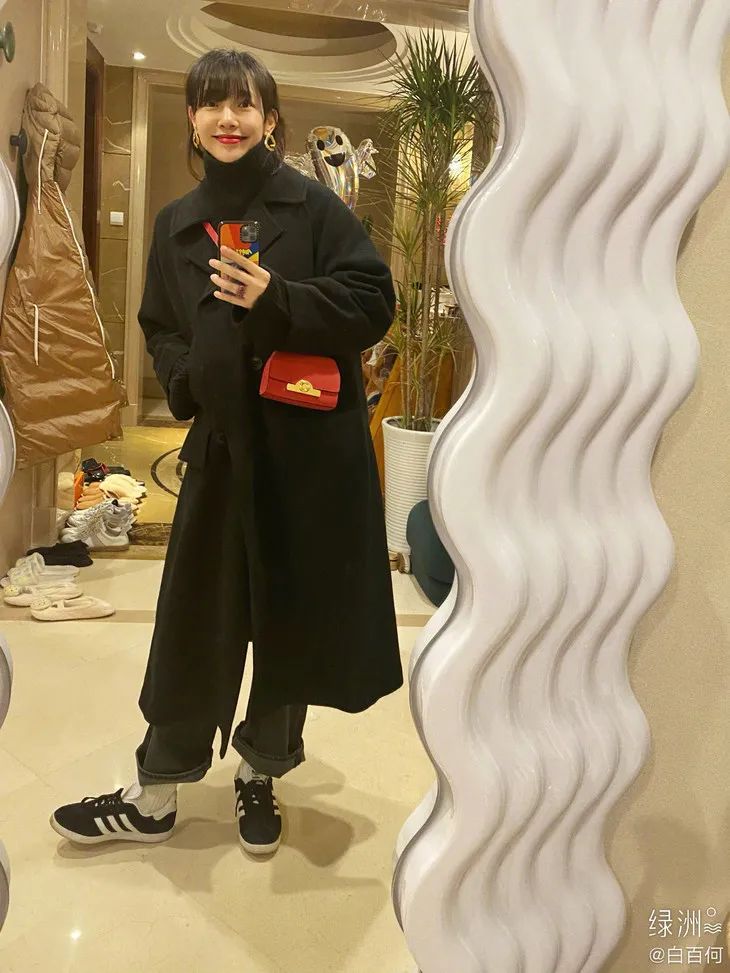 白百何坎肩卫衣,白百何ootd穿搭