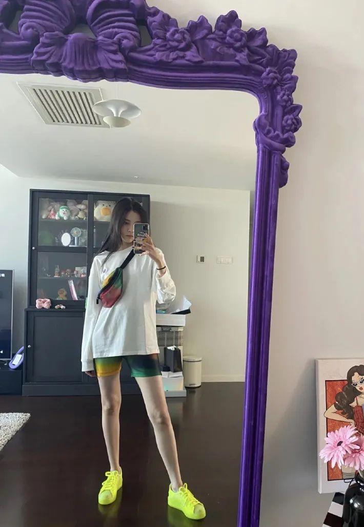 白百何坎肩卫衣,白百何ootd穿搭