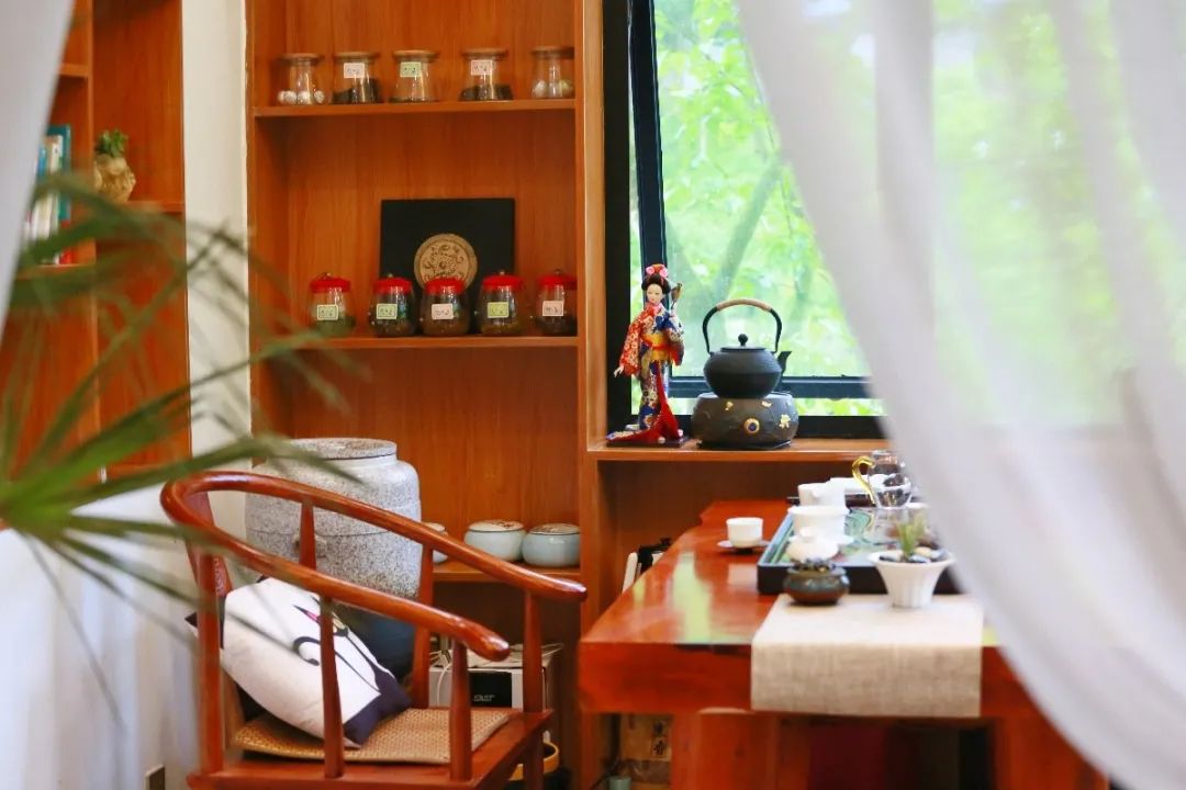 青城山开了家很网红的民宿,民宿探店成都