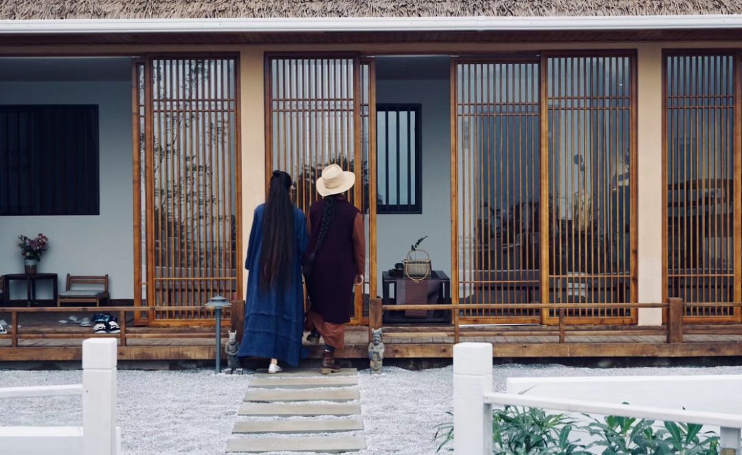 青城山开了家很网红的民宿,民宿探店成都