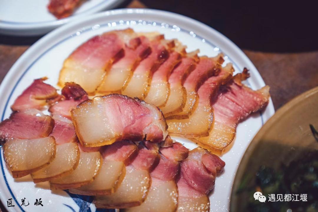 青城山开了家很网红的民宿,民宿探店成都